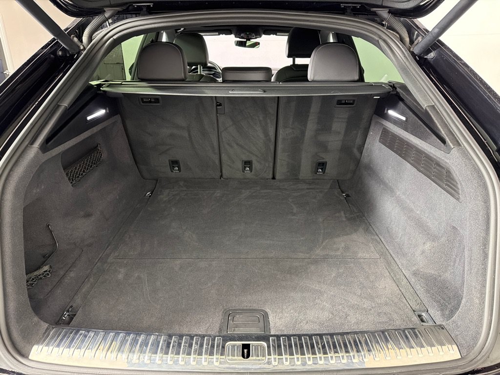 Used 2019 Audi Q8 Premium Plus AWD/4WD image 20