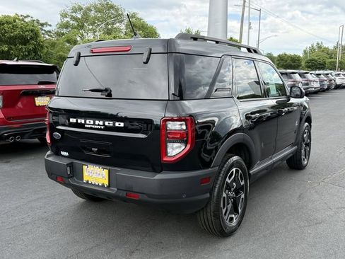 Certified 2023 Ford Bronco Sport Outer Banks w/ Tech Package AWD/4WD image 4