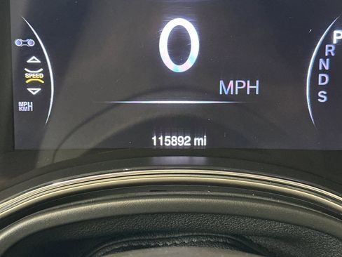 Used 2015 Jeep Grand Cherokee Limited image 19