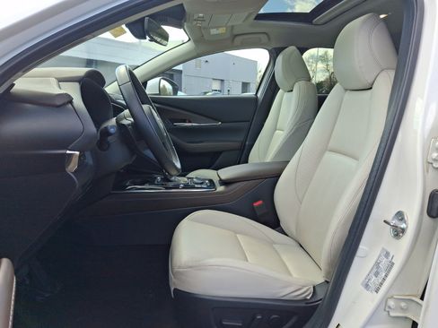 Certified 2023 MAZDA CX-30 AWD 2.5 S w/ Premium Package image 14