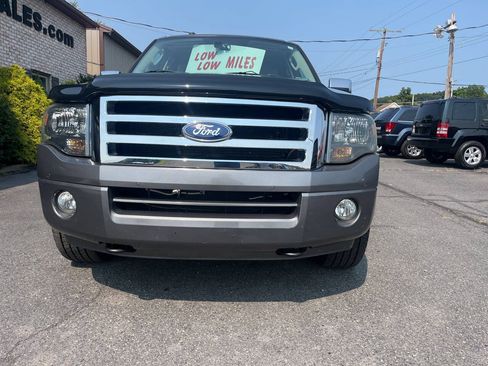 Used 2014 Ford Expedition Limited w/ Equipment Group 301A AWD/4WD image 3