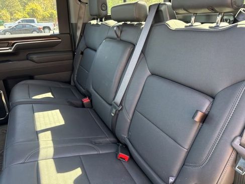 Used 2025 Chevrolet Silverado 2500 LT w/ Trail Boss Package image 10