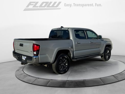 Used 2020 Toyota Tacoma SR5 image 9