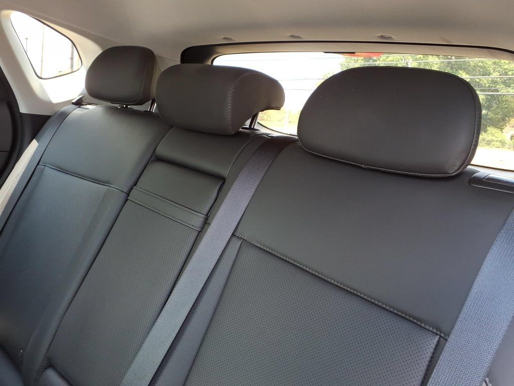 Certified 2026 Hyundai Kona Limited FWD image 11