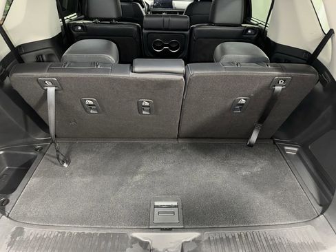 Certified 2023 Honda Pilot Touring image 33