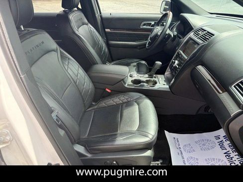 Used 2019 Ford Explorer Platinum AWD/4WD image 13