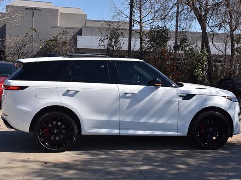 Used 2024 Land Rover Range Rover Sport Dynamic SE image 6
