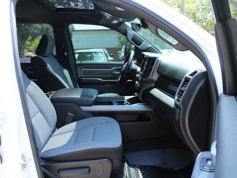 Used 2021 RAM 1500 Big Horn AWD/4WD image 36