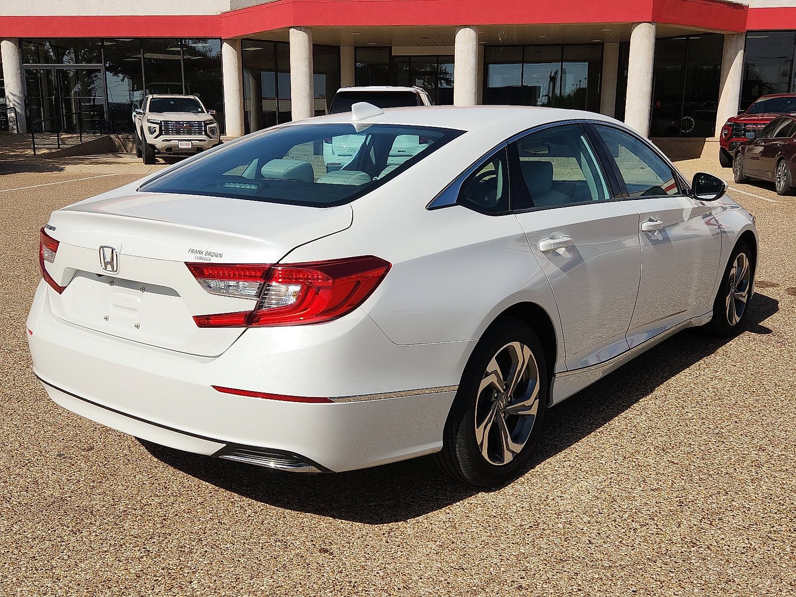 Used 2019 Honda Accord EX image 4