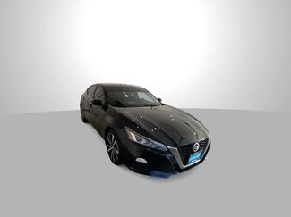 Used 2022 Nissan Altima 2.5 SR video 2