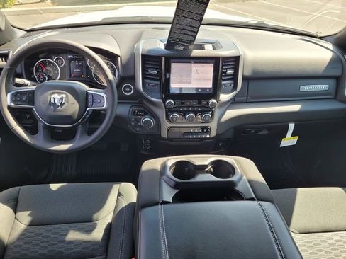 New 2026 RAM 1500 4x4 Crew Cab image 7