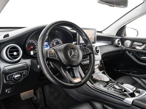 Used 2017 Mercedes-Benz GLC 300 4MATIC Coupe image 12