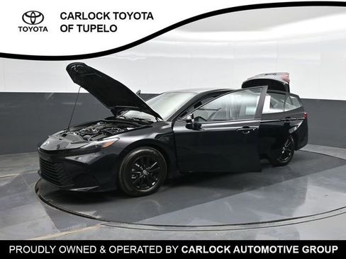 Used 2025 Toyota Camry LE image 47