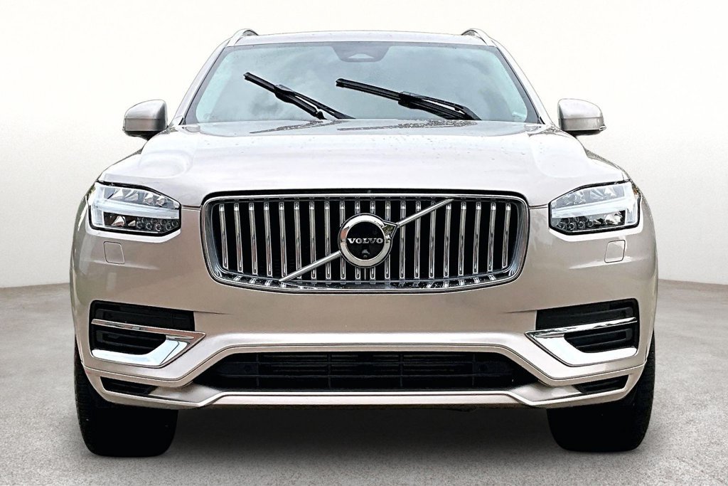 Certified 2024 Volvo XC90 T8 Ultimate w/ Protection Package Premier AWD/4WD image 2