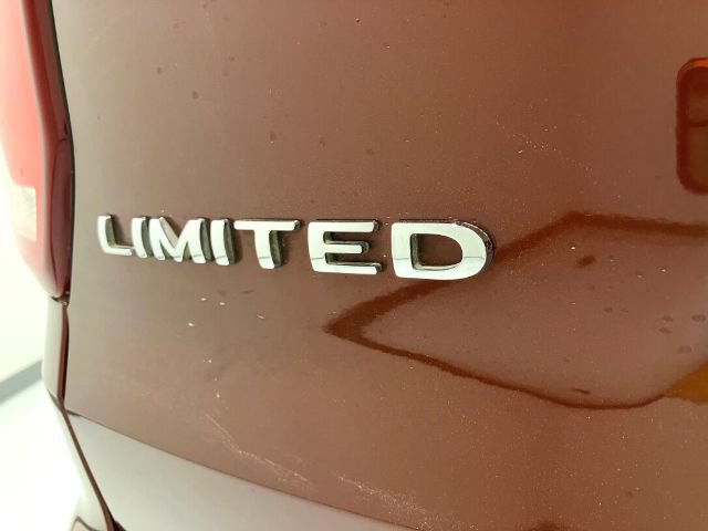 Used 2016 Ford Explorer Limited w/ Equipment Group 301A AWD/4WD image 21