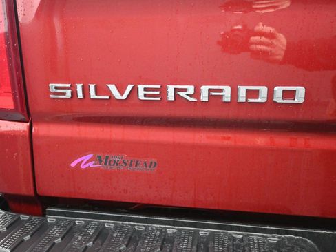 Used 2024 Chevrolet Silverado 1500 LT Trail Boss w/ Convenience Package II image 16