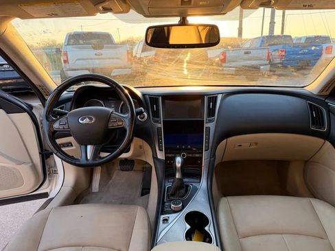 Used 2016 INFINITI Q50 Premium w/ 2.0T Premium Plus Package image 18