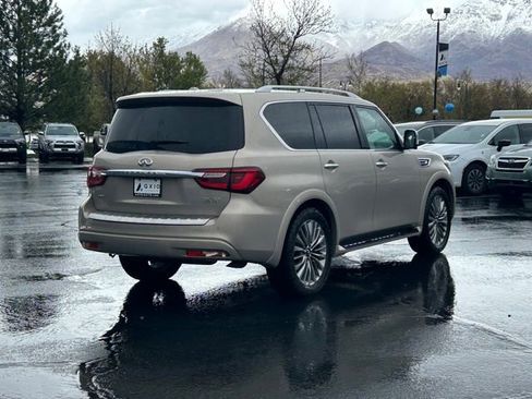 Used 2021 INFINITI QX80 Sensory w/ All-Season Package AWD/4WD image 3