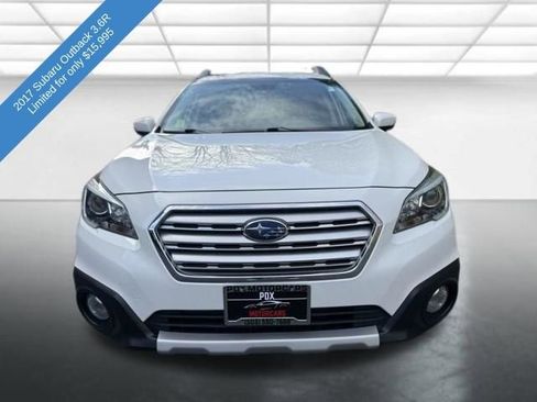 Used 2017 Subaru Outback 3.6R Limited image 2