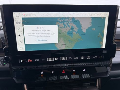 Used 2024 GMC Hummer EV 2X image 23