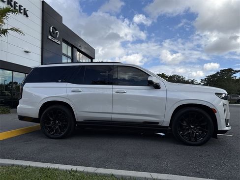 Used 2023 Cadillac Escalade Sport Platinum w/ LPO, ONYX Package image 21