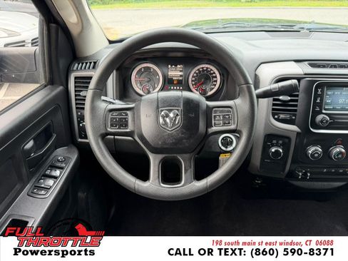 Used 2018 RAM 3500 Tradesman w/ Chrome Appearance Group AWD/4WD image 23