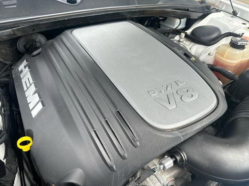 Used 2018 Dodge Challenger R/T w/ Sound Group image 17