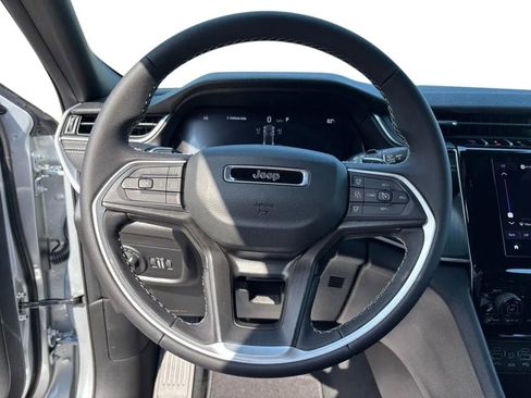 New 2026 Jeep Grand Cherokee Laredo AWD/4WD image 14