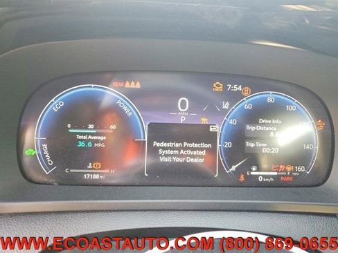 Used 2023 Toyota Crown AWD/4WD image 10