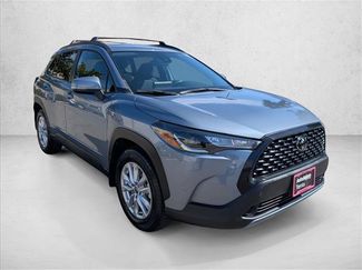 Certified 2022 Toyota Corolla Cross LE w/ Black Badges Package (TMS) AWD/4WD video 3