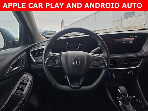 Used 2024 Buick Encore GX Sport Touring image 2