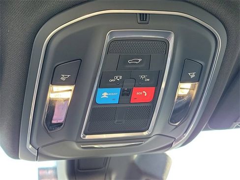 New 2025 Jeep Grand Cherokee Limited w/ Trailer Tow Package image 20