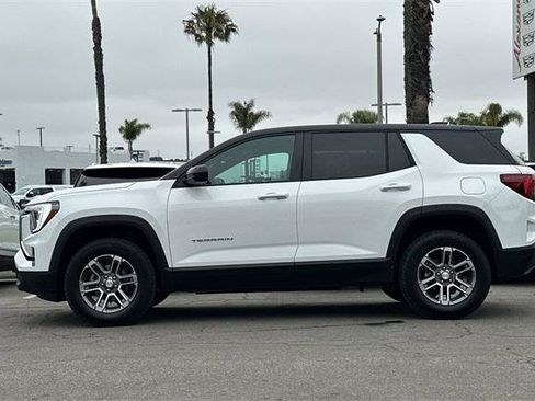 New 2025 GMC Terrain Elevation image 7