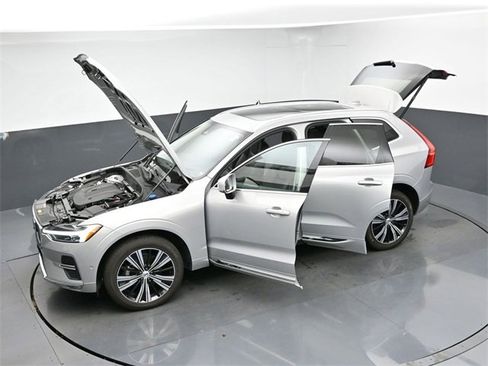 Used 2022 Volvo XC60 B5 Inscription w/ Advanced Package image 53