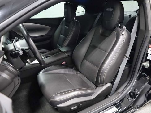 Used 2010 Chevrolet Camaro SS w/ RS Package image 5