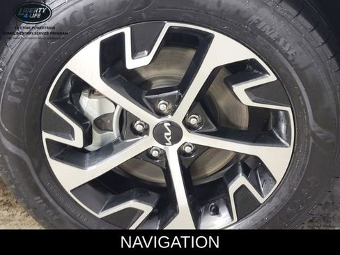 Used 2024 Kia Sportage EX image 10