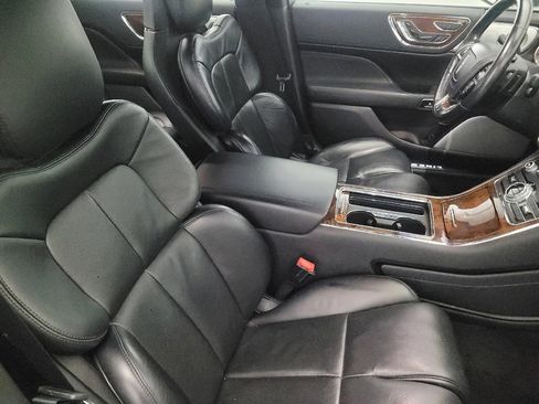 Used 2017 Lincoln Continental Reserve w/ Luxury Package AWD/4WD image 21