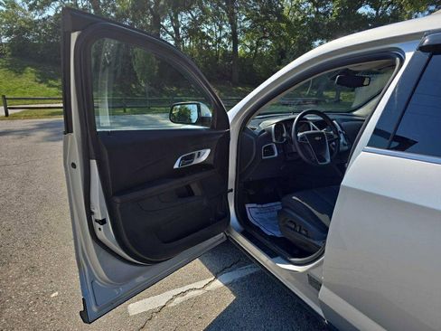 Used 2012 Chevrolet Equinox LT w/ Driver Convenience Package image 9