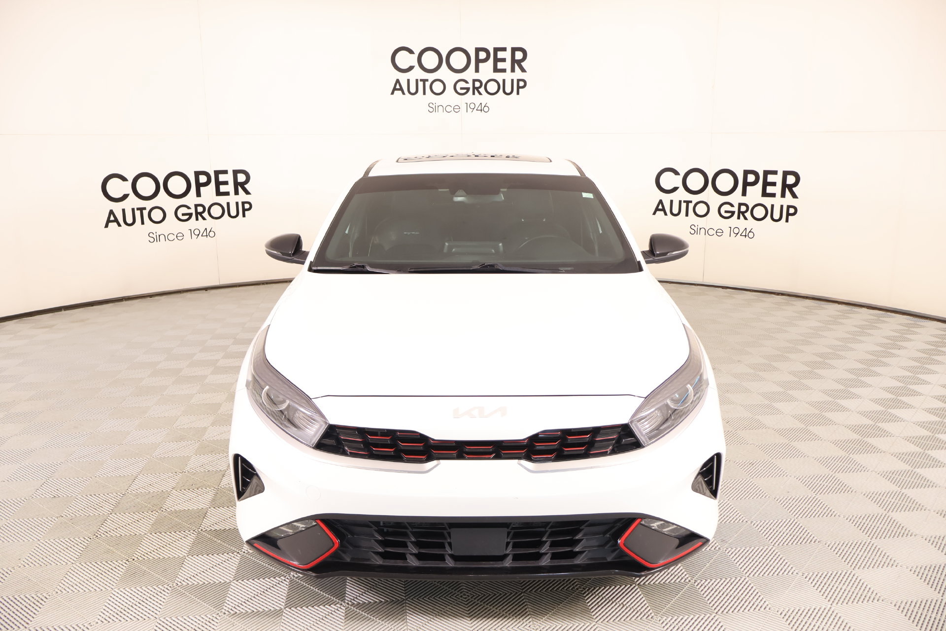 Used 2023 Kia Forte GT-Line w/ GT-Line Premium Package FWD image 9