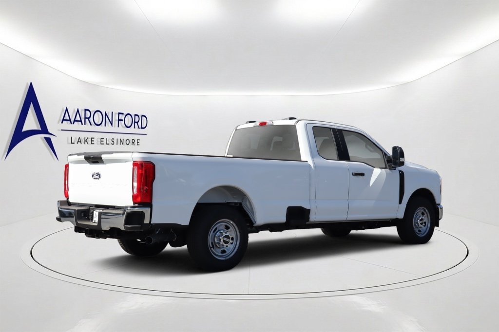 New 2027 Ford F350 XL w/ XL Chrome Package RWD image 4