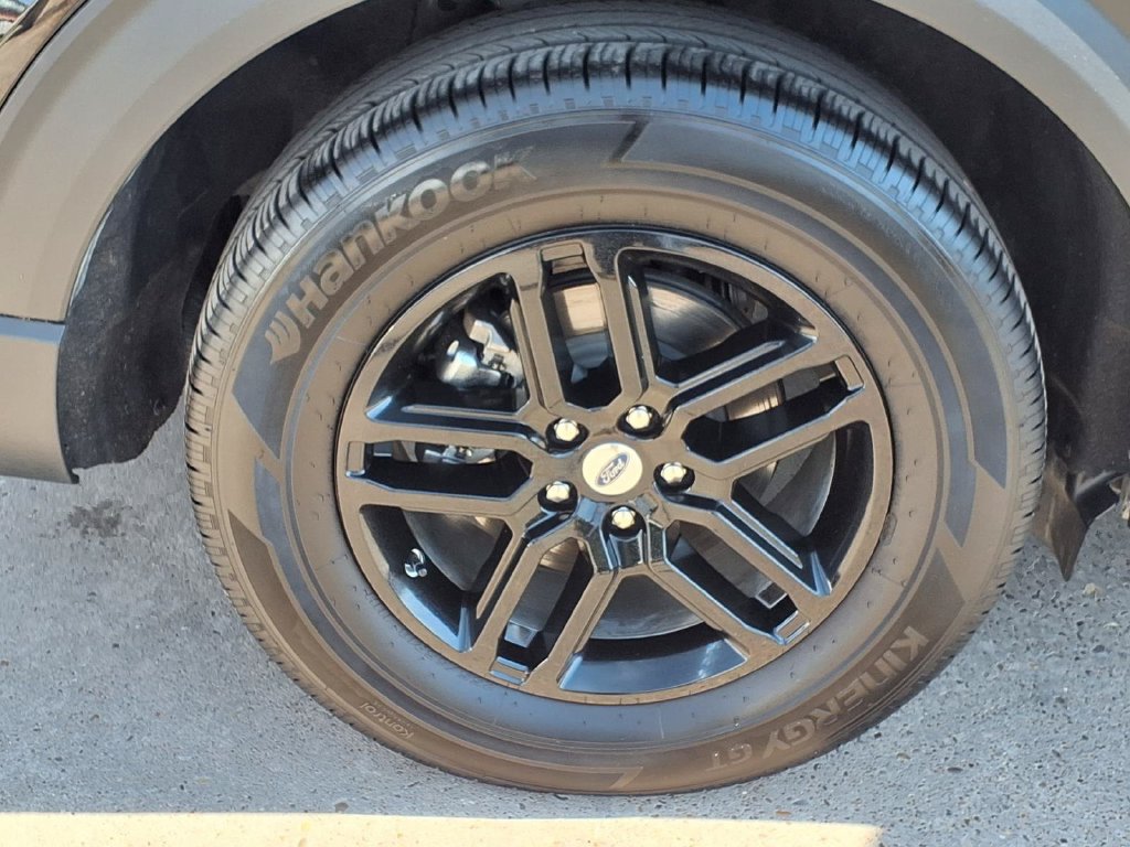 Used 2026 Ford Explorer Active RWD image 10