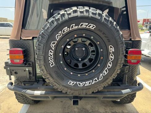 Used 1998 Jeep Wrangler Sport image 15