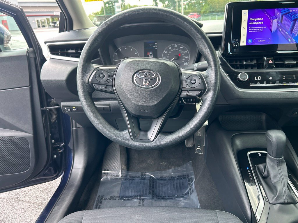 Certified 2025 Toyota Corolla LE FWD image 13