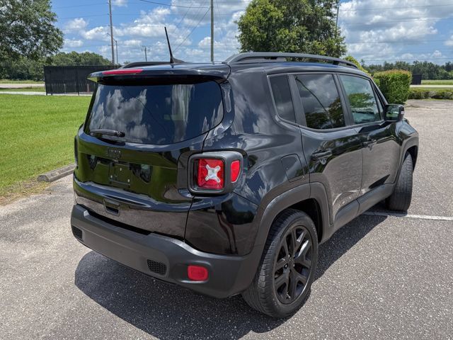 Used 2018 Jeep Renegade Altitude FWD image 4