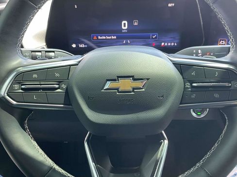 Used 2024 Chevrolet Traverse LT w/ Trailering Package FWD image 25