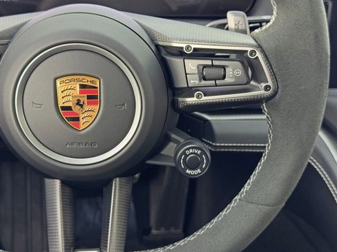 Used 2025 Porsche Panamera 4S image 23