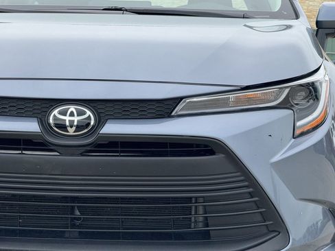 Used 2025 Toyota Corolla LE FWD image 8