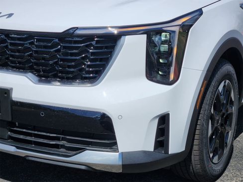 New 2026 Kia Sorento S w/ S Panoramic Sunroof Package image 6