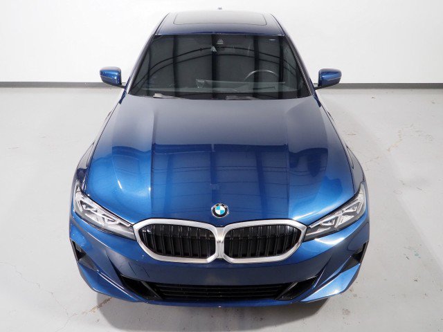 Used 2024 BMW 330i Sedan w/ Premium Package RWD image 11