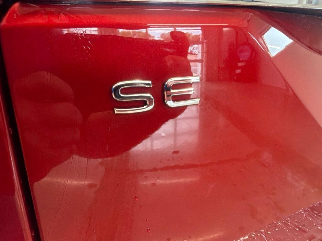 Used 2024 Volkswagen Atlas SE AWD/4WD image 27